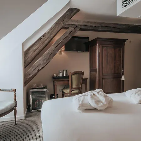 Henry Ii Centre Beaune (Cote d'Or)