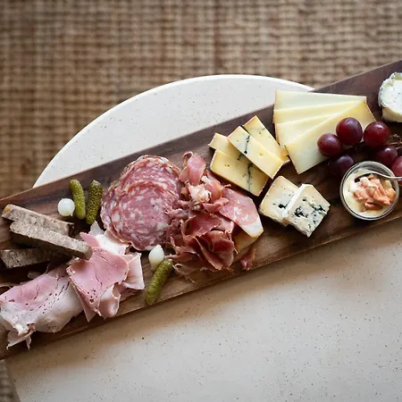 Hotel Henry Ii Centre 4*