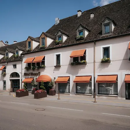 Henry Ii Centre Hotel 4*