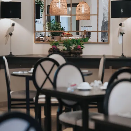 Henry Ii Centre 4* Beaune (Cote d'Or)