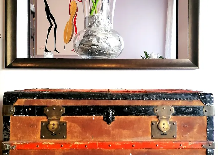 Hotel Henry Ii Centre 4*