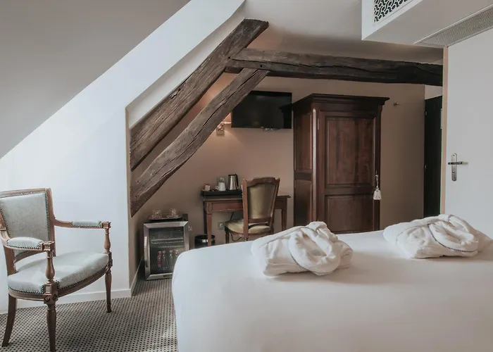 Henry Ii Centre Beaune (Cote d'Or)