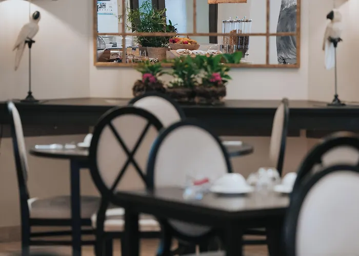 Henry Ii Centre 4* Бон