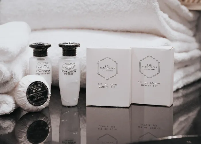 Готель Henry Ii Centre 4*